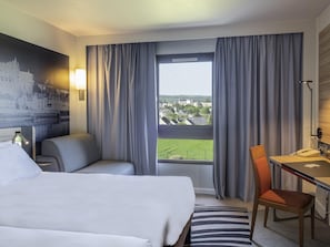 Standard Room, Multiple Beds (2 Single Beds and 1 Single Sofa-Bed) | Premium bedding, in-room safe, desk, blackout curtains