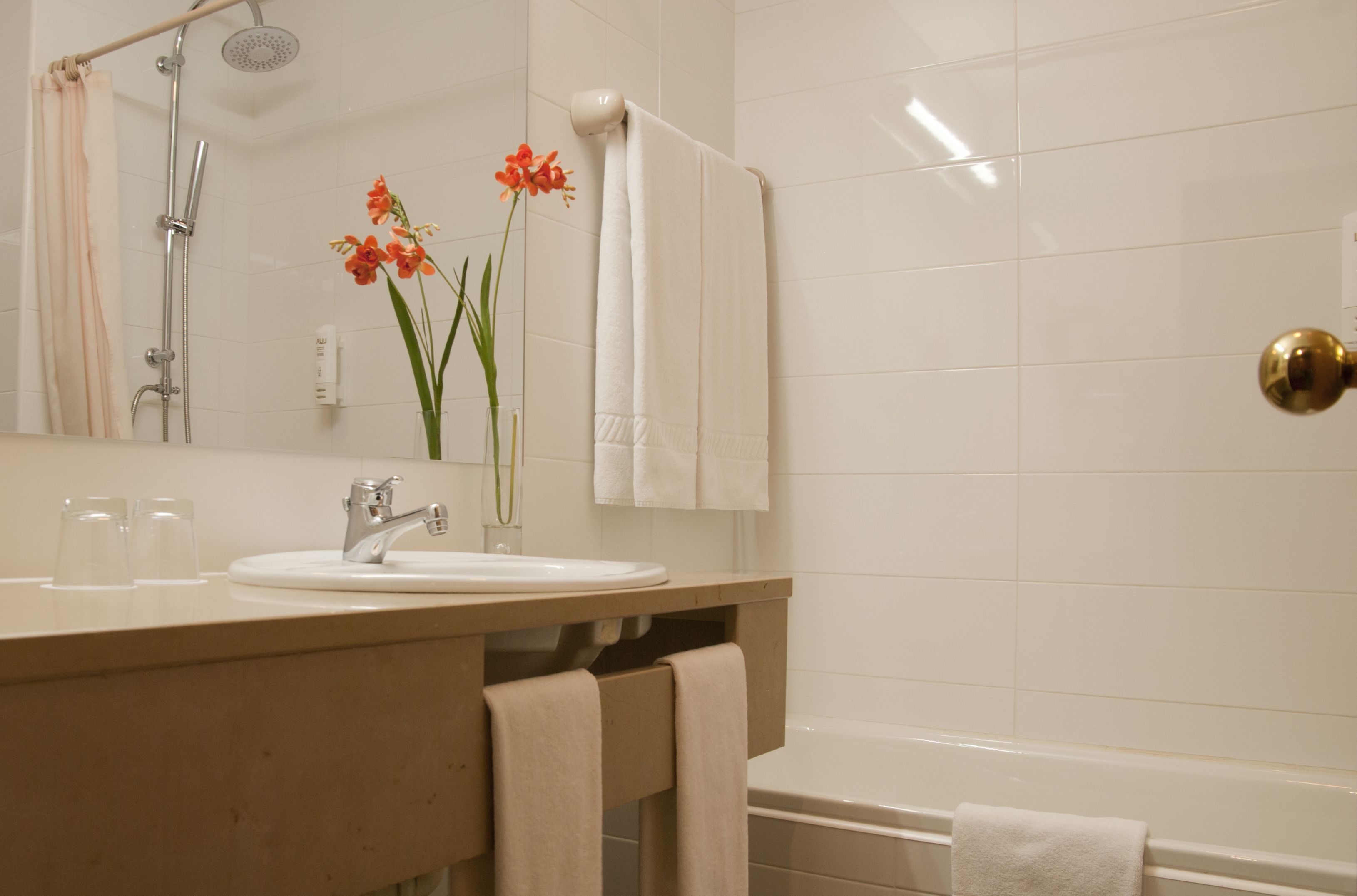 double or twin room, balcony | bathroom | shower, free toiletries, hair dryer, bathrobes