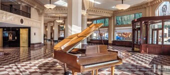 Drury Plaza Hotel Broadview - Wichita