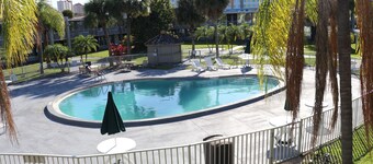 Howard Johnson by Wyndham Orlando/International Drive