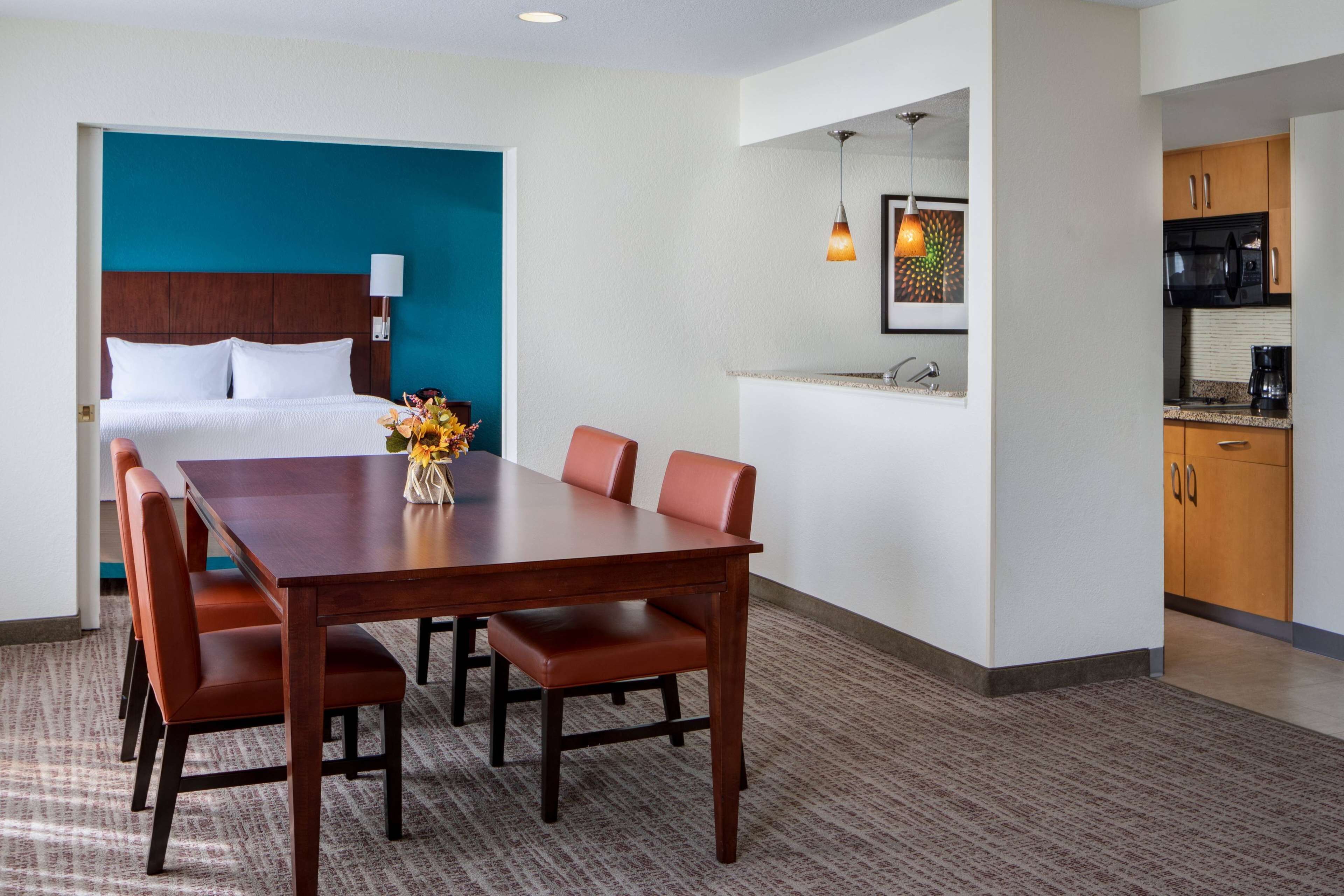 Photo - Sonesta ES Suites Dallas Medical Market Center