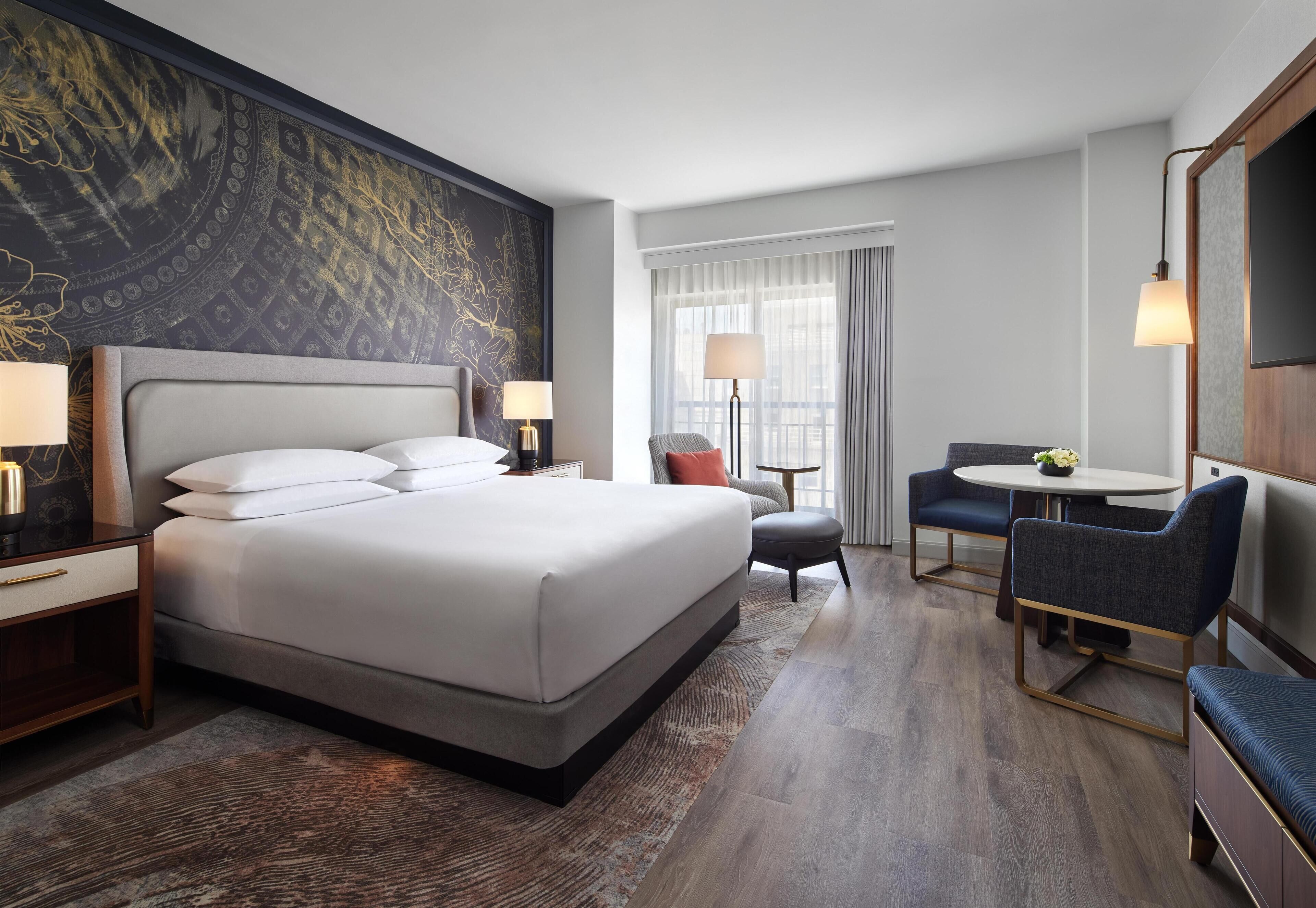 Ropa de cama de alta calidad y colchones con acolchado adicional