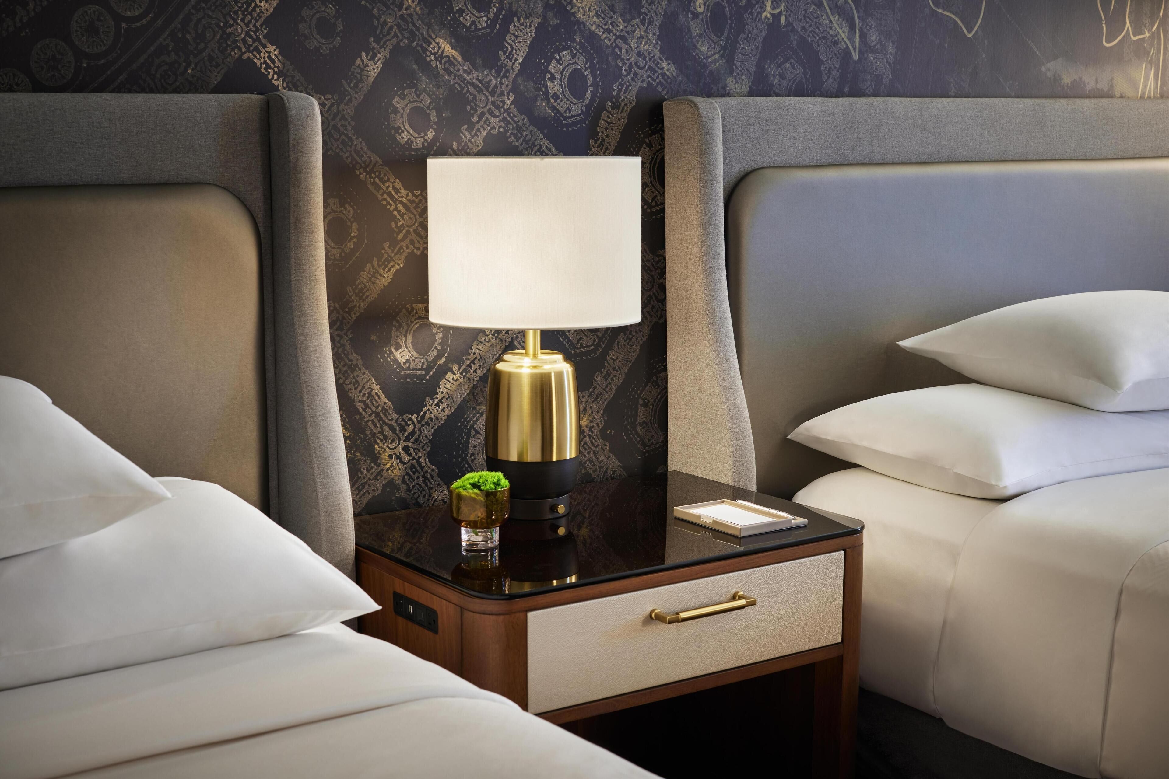 Ropa de cama de alta calidad y colchones con acolchado adicional