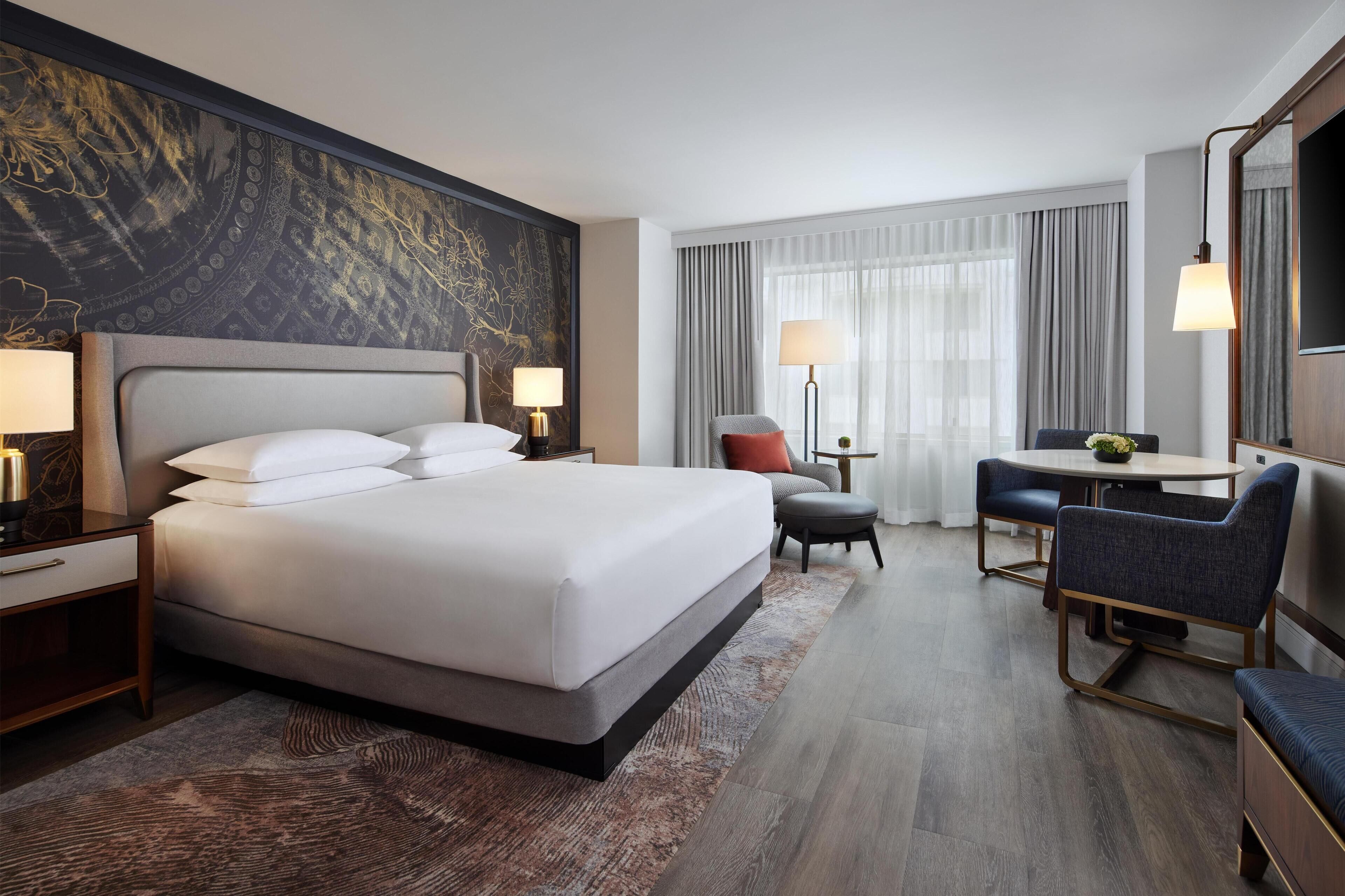 Ropa de cama de alta calidad y colchones con acolchado adicional