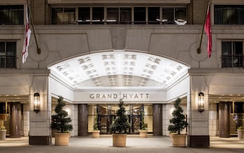 Hotel Exterior at Grand Hyatt Washington