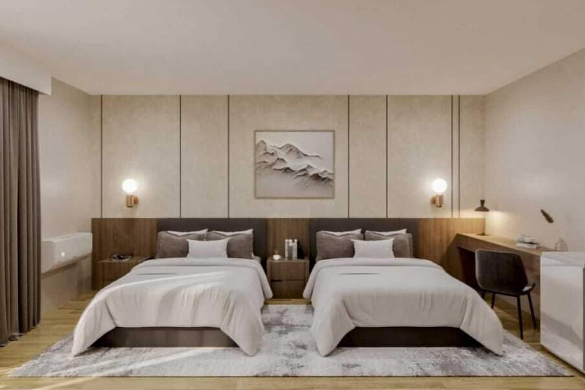 room, 2 double beds, non smoking | desk, iron/ironing board, free wifi, bed sheets