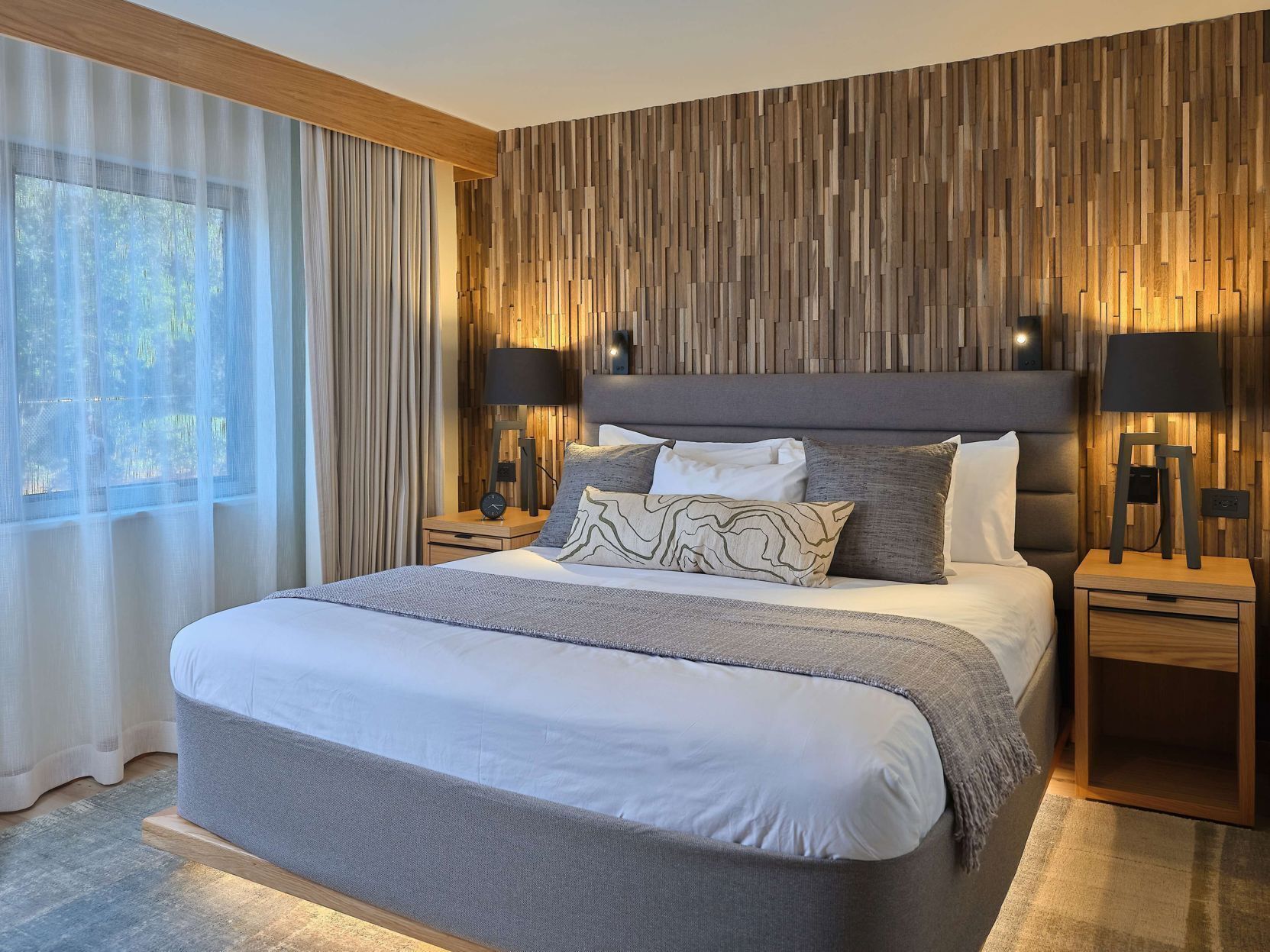 Egyptian cotton sheets, premium bedding, pillow-top beds, in-room safe