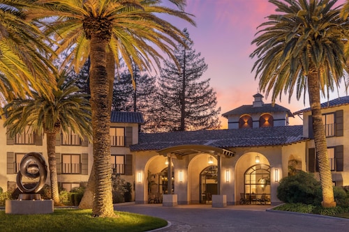 Casa Mani Resort Napa Valley, Curio Collection by Hilton