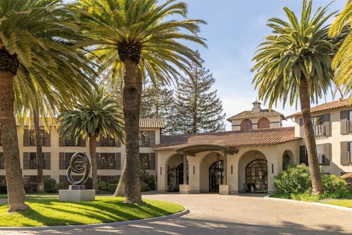 Casa Mani Resort Napa Valley, Curio Collection by Hilton