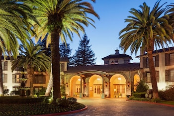 Embassy Suites by Hilton Napa Valley