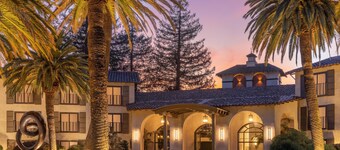 Casa Mani Resort Napa Valley, Curio Collection by Hilton