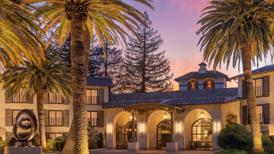 Casa Mani Resort Napa Valley, Curio Collection by Hilton