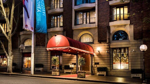 Front of property - Sir Stamford at Circular Quay (Sydney)