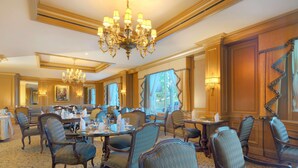 Restaurant - Sir Stamford at Circular Quay (Sydney)
