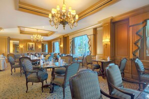 Restaurant - Sir Stamford at Circular Quay (Sydney)