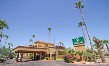 Hotel Exterior at GreenTree Inn & Suites Phoenix Sky Harbor