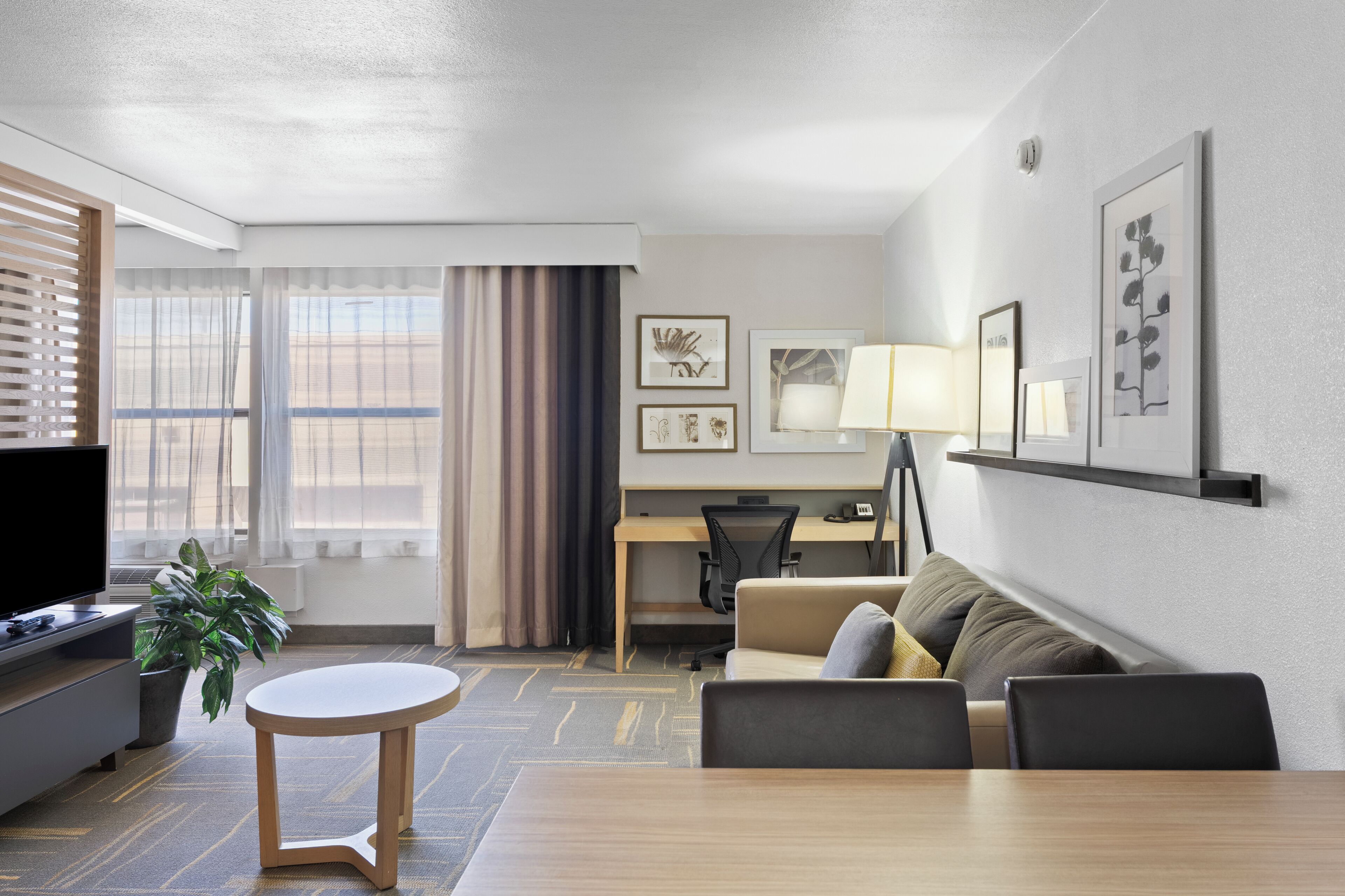 Foto - GreenTree Inn & Suites Phoenix Sky Harbor