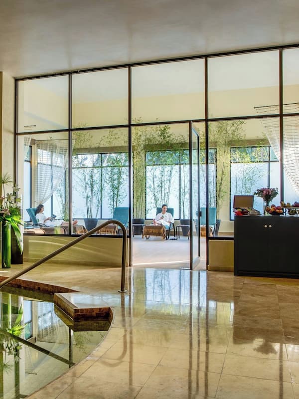 Couples treatment rooms, steam room, body treatments, hydrotherapy