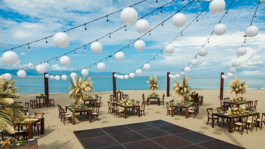 Marriott Puerto Vallarta Resort & Spa