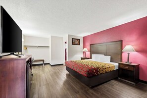 Iron/ironing board, rollaway beds, free WiFi, bed sheets