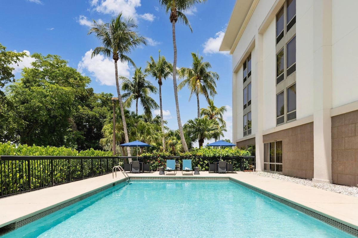 Pool | Outdoor pool