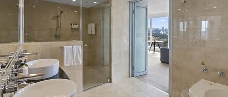 Junior Suite, 1 King Bed with Sofa bed, Harbor View | Bathroom | Combined shower/tub, free toiletries, hair dryer, towels