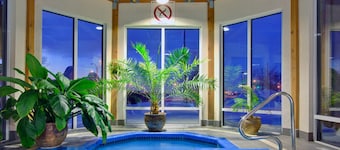 Holiday Inn Montreal Longueuil by IHG