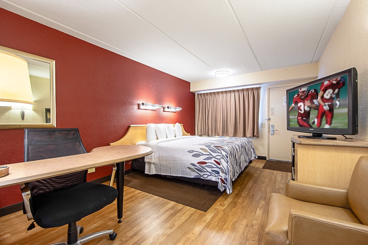 Superior Room, 1 King Bed (Smoke Free)