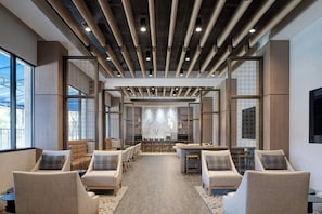 Lounge - Dallas/Addison Marriott Quorum by the Galleria (Dallas)
