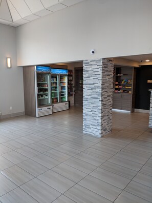 内部エントランス