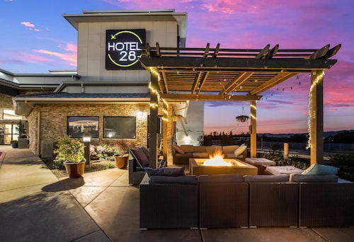 Hotel 28 Boise Airport, an Ascend Collection Hotel