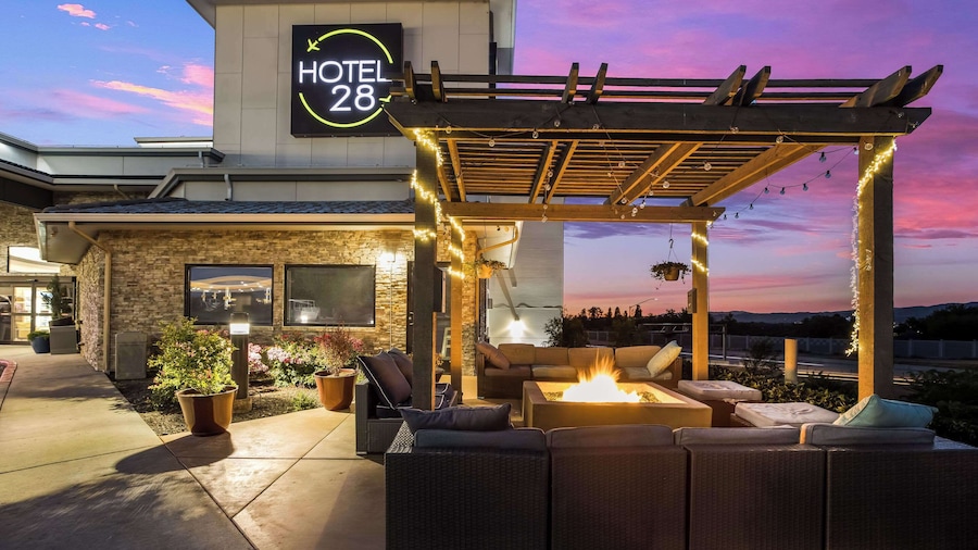 Hotel 28 Boise Airport, an Ascend Collection Hotel
