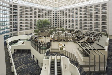 Lobby. Hyatt Regency San Francisco Airport