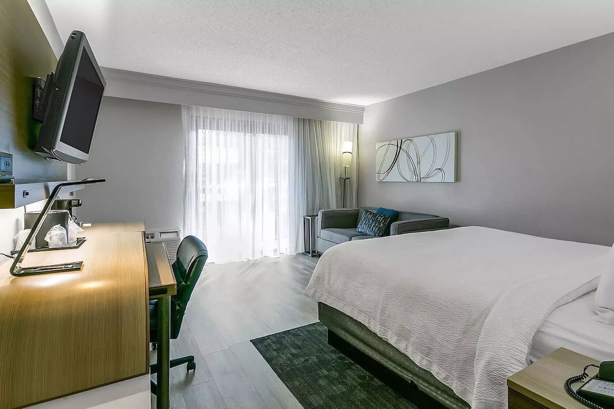 In-room safe, desk, laptop workspace, blackout drapes