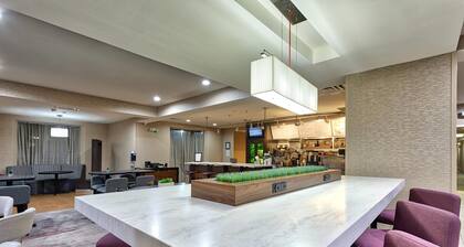 Country Inn & Suites by Radisson, Hampton Coliseum