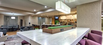 Country Inn & Suites by Radisson, Hampton Coliseum