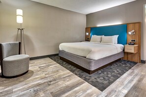 In-room safe, desk, laptop workspace, blackout drapes - Country Inn & Suites by Radisson, Hampton Coliseum (Hampton)