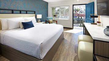 Coffres-forts dans les chambres, bureau, fer et planche Ă repasser