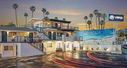 The Shoal La Jolla Beach