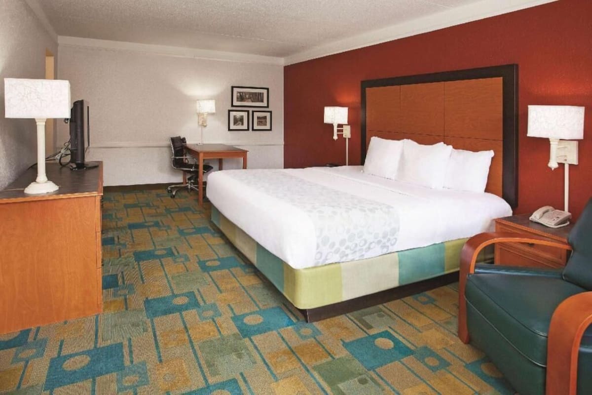 Premium bedding, individually furnished, desk, blackout curtains