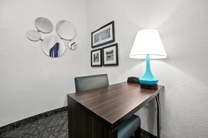 Suite, 1 Bedroom, Non Smoking | Premium bedding, individually furnished, desk, blackout drapes - Howard Johnson by Wyndham Columbus Fort Moore (Columbus)