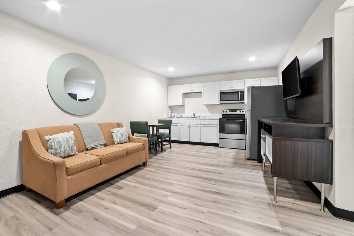 Suite, 1 King Bed with Sofa bed, Non Smoking (Efficiency) | Private kitchen | Coffee/tea maker, mini-fridge, microwave