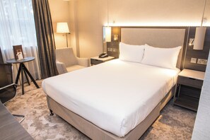 Chambre Exécutive, 2 lits une place, non-fumeurs (Walk-in Shower) | Minibar, coffres-forts dans les chambres, bureau