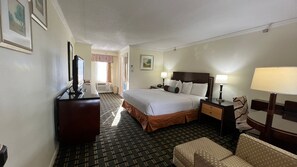 Standard Room, 1 King Bed | Egyptian cotton sheets, premium bedding, Select Comfort beds