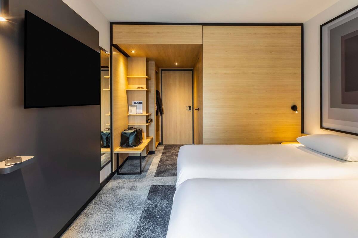 Desk, laptop workspace, blackout curtains, soundproofing