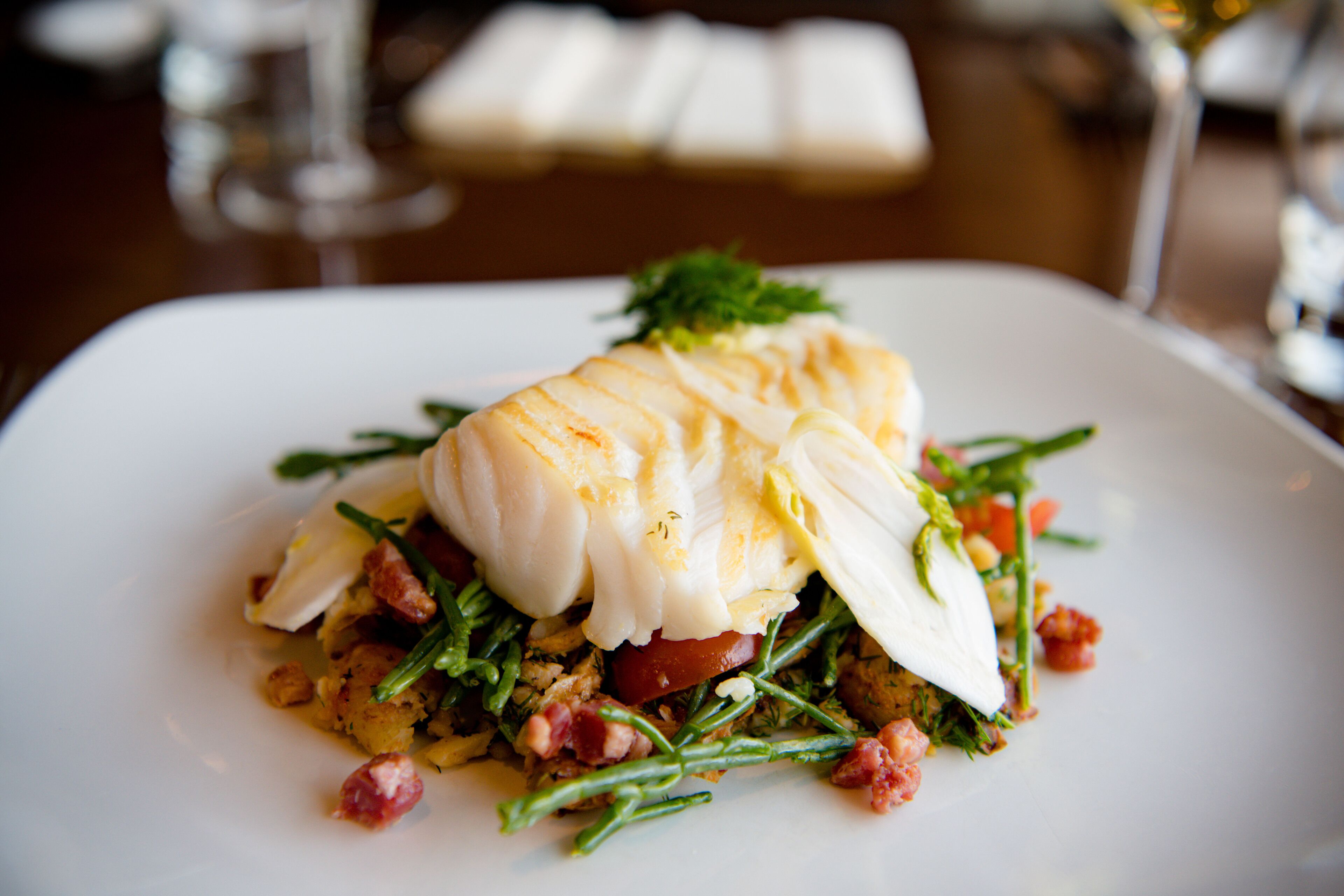 breakfast, lunch and dinner served