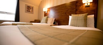 Nevis Bank Inn