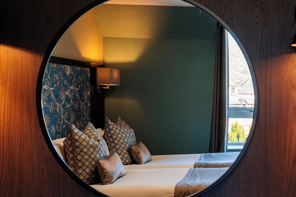 Twin Room, 2 Twin Beds | Iron/ironing board (on request), WiFi (free), bed sheets