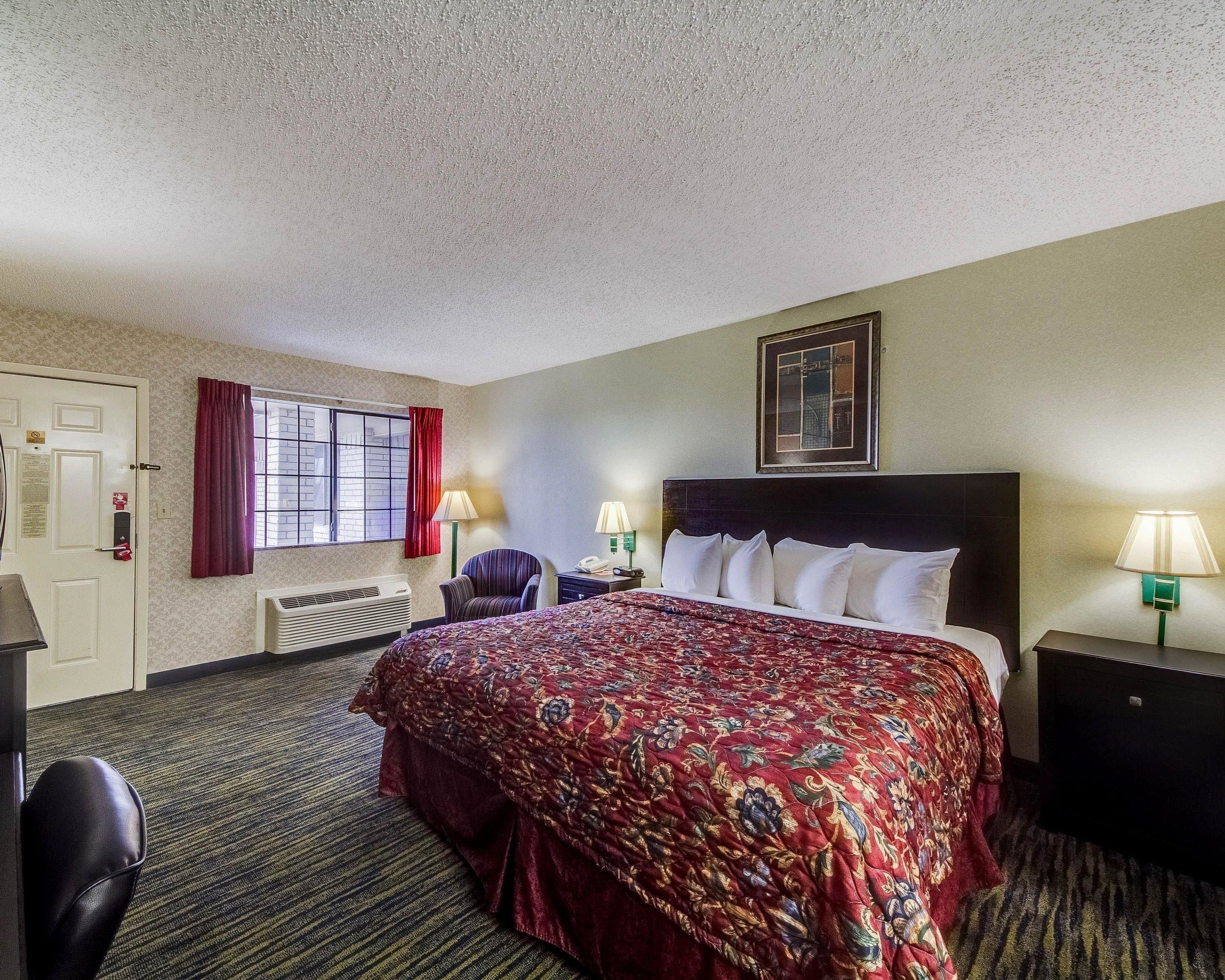 Desk, blackout curtains, iron/ironing board, free WiFi