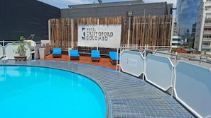 Piscine extérieure (ouverte en saison)